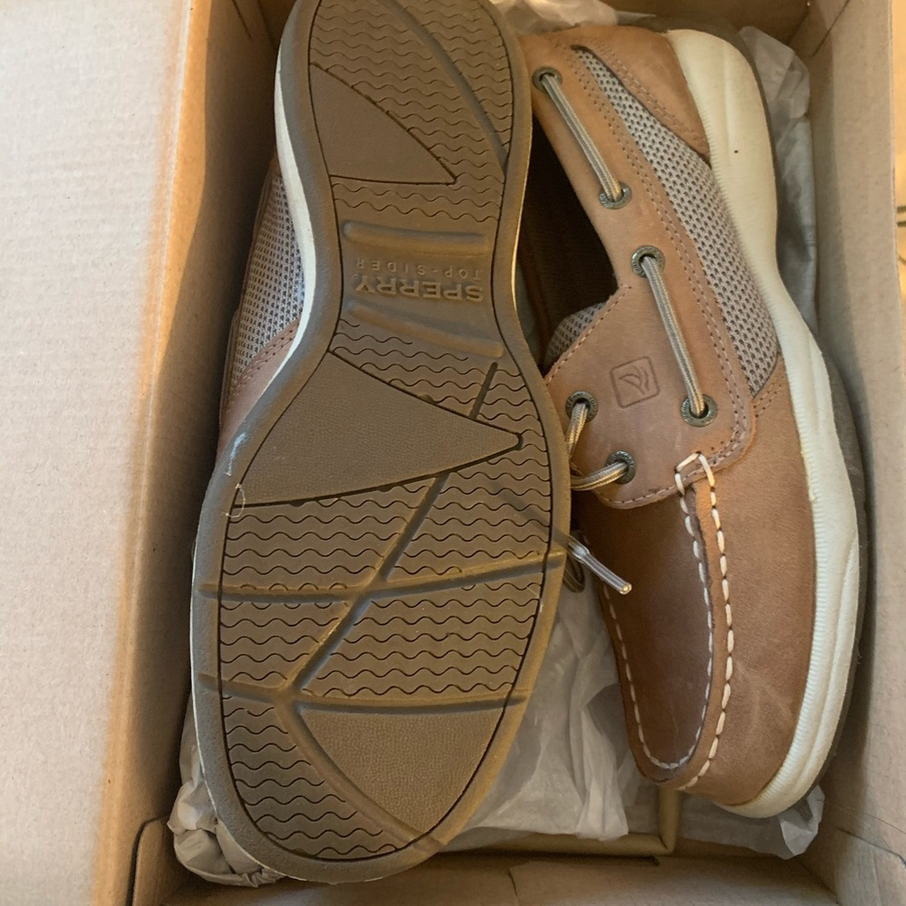 Women’s Sperry shoes